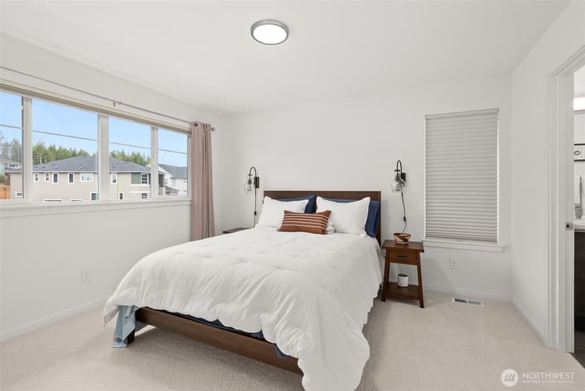 Property photo for 5541 Great Glen Road SW, Port Orchard photo 32