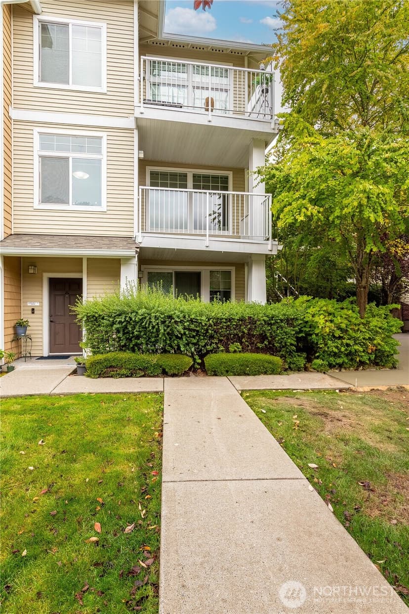 Property photo for 21240 40th Place S #Unit B, SeaTac photo 24
