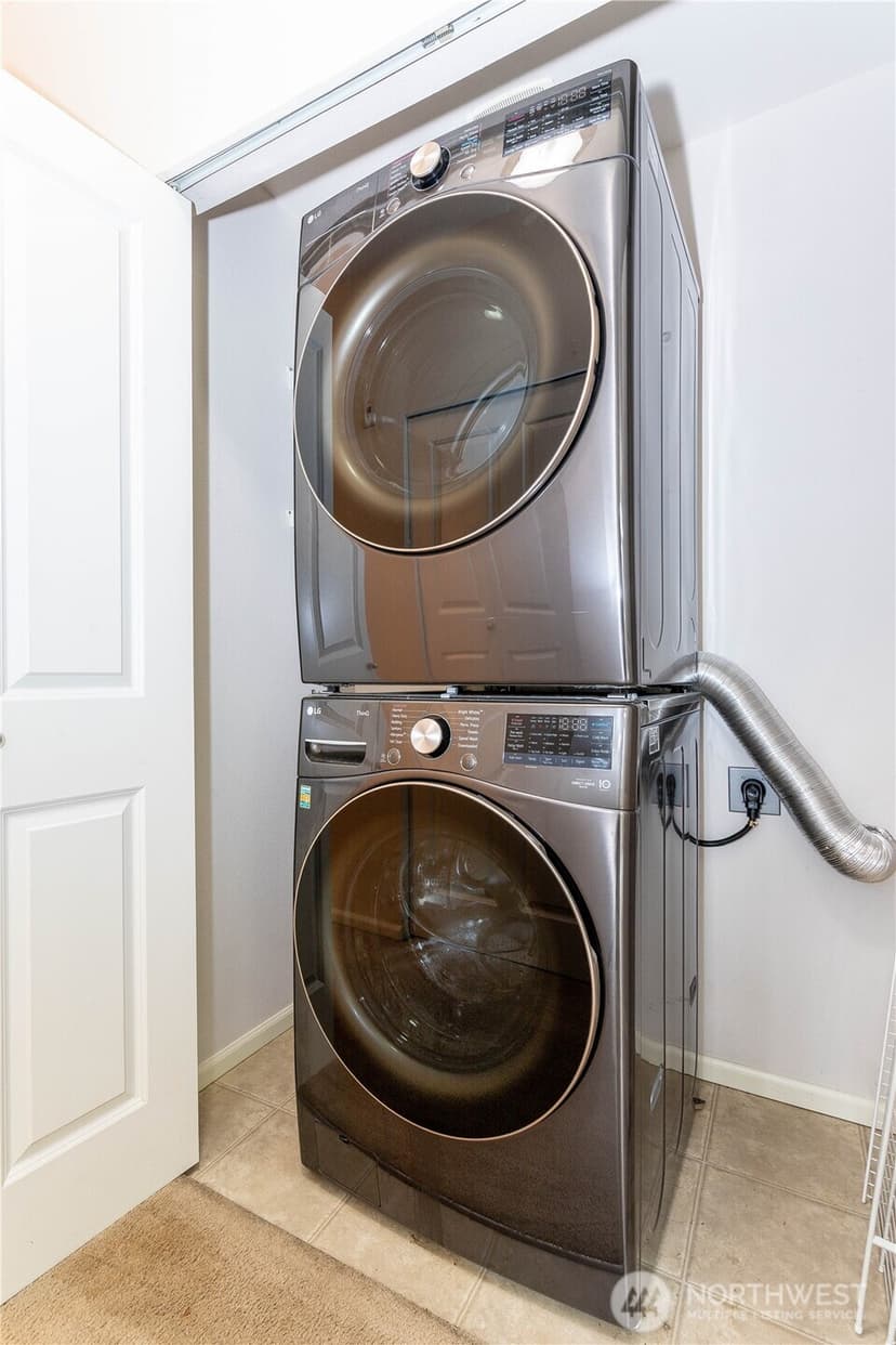 Property photo for 21240 40th Place S #Unit B, SeaTac photo 16