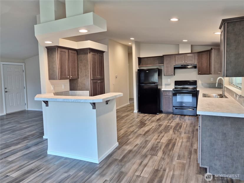Property photo for 359 NE Saturn Lane, Bremerton