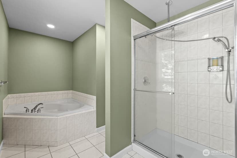 Property photo for 10220 NE Yaquina Avenue, Bainbridge Island photo 33