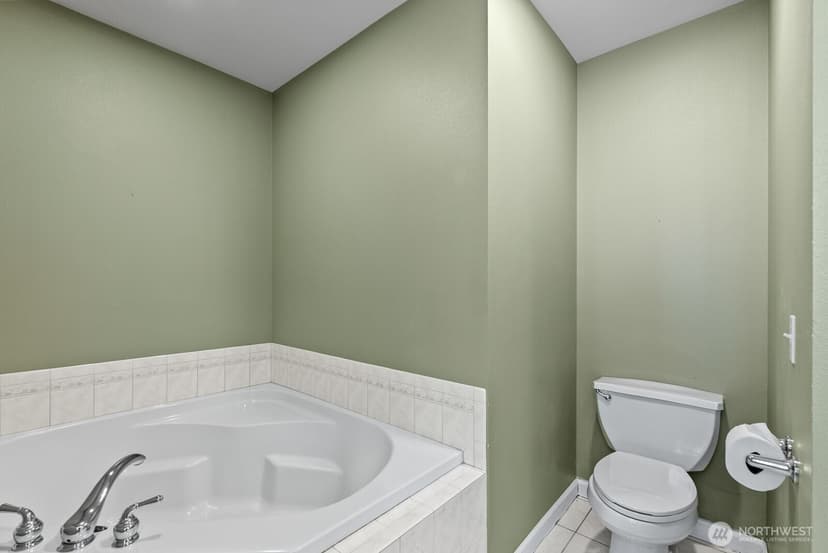Property photo for 10220 NE Yaquina Avenue, Bainbridge Island photo 34