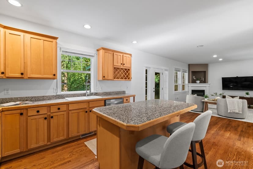 Property photo for 10220 NE Yaquina Avenue, Bainbridge Island photo 15