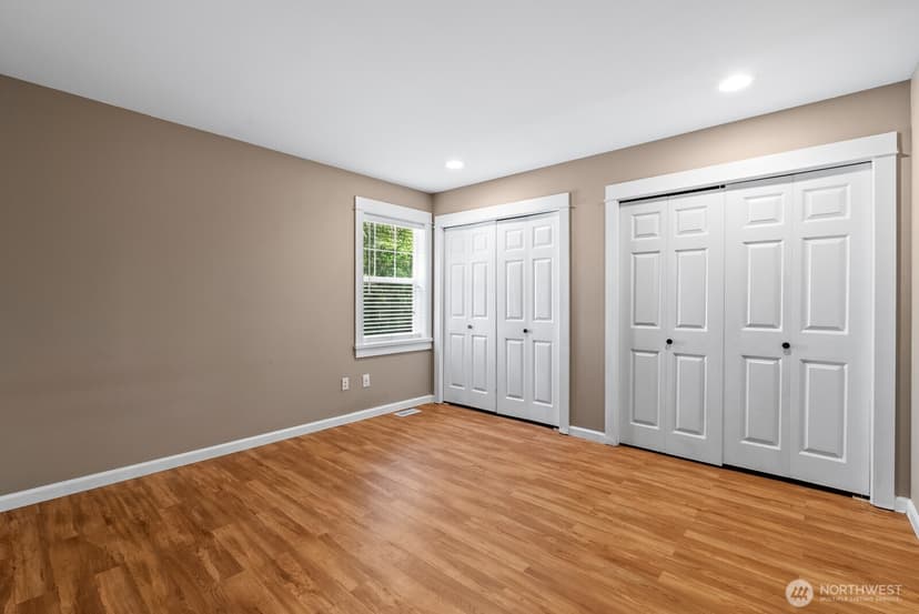 Property photo for 10220 NE Yaquina Avenue, Bainbridge Island photo 36