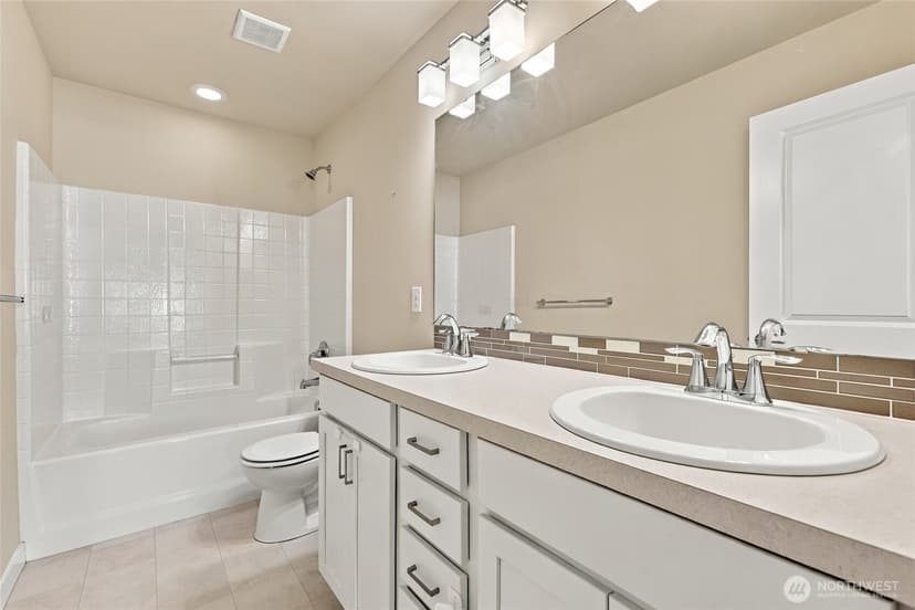 Property photo for 25707 207th Place SE, Covington photo 25