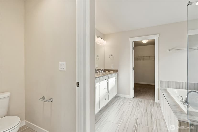 Property photo for 25707 207th Place SE, Covington photo 17