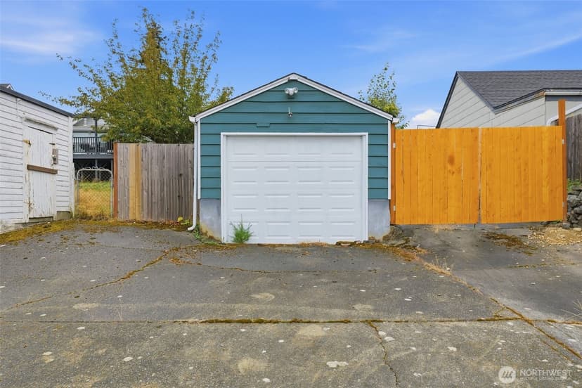 Property photo for 3707 E B Street, Tacoma photo 6