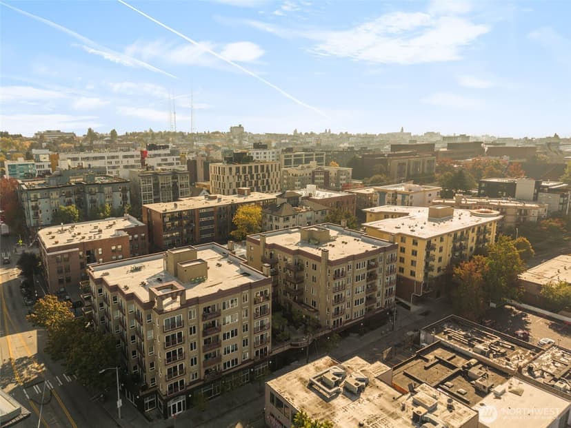 Property photo for 1711 E Olive Way #413, Seattle photo 23