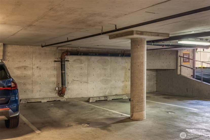 Property photo for 1711 E Olive Way #413, Seattle photo 21