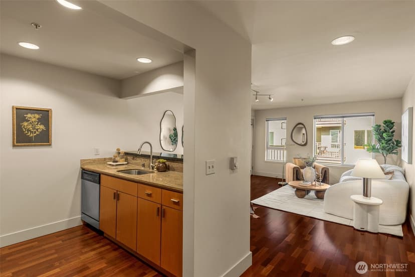 Property photo for 1711 E Olive Way #413, Seattle photo 9