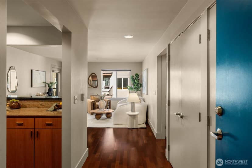 Property photo for 1711 E Olive Way #413, Seattle photo 3