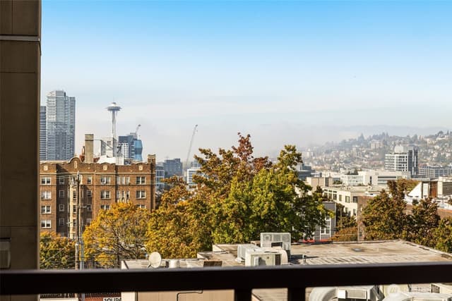 Property photo for 1711 E Olive Way #413, Seattle photo 2