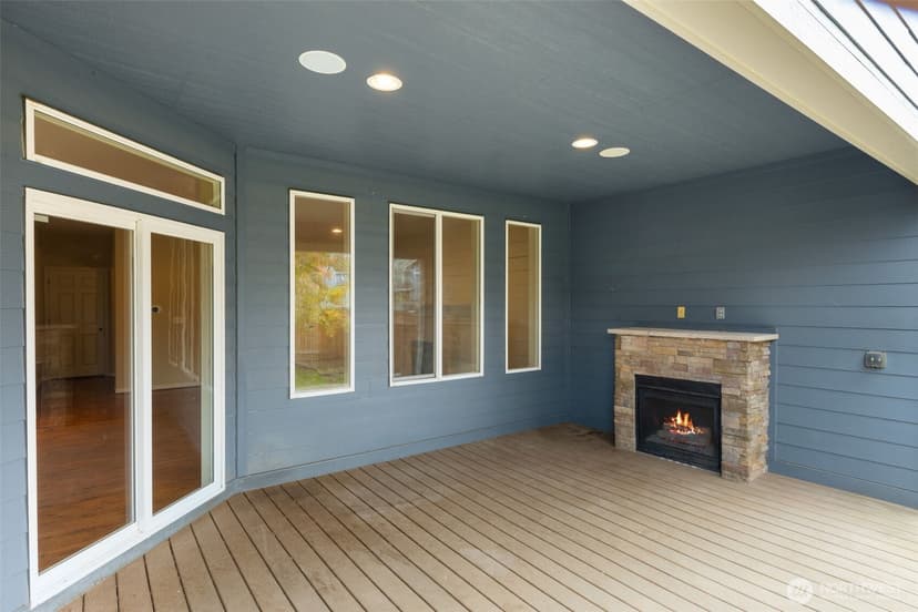 Property photo for 16418 82nd Avenue E, Puyallup photo 17