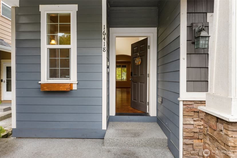 Property photo for 16418 82nd Avenue E, Puyallup photo 4