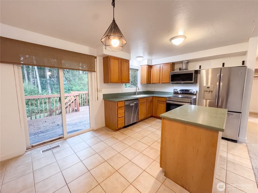 Property photo for 13615 97th Avenue NW, Gig Harbor photo 6