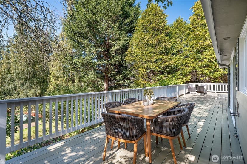 Property photo for 11825 8th Avenue NW, Seattle photo 23