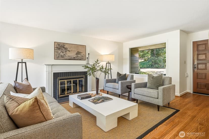 Property photo for 11825 8th Avenue NW, Seattle photo 6