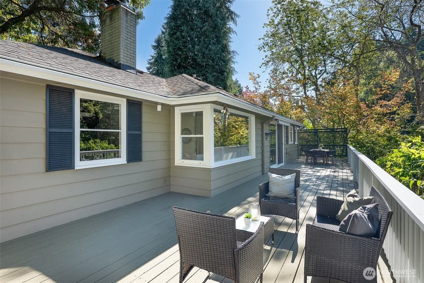 Property photo for 11825 8th Avenue NW, Seattle photo 24