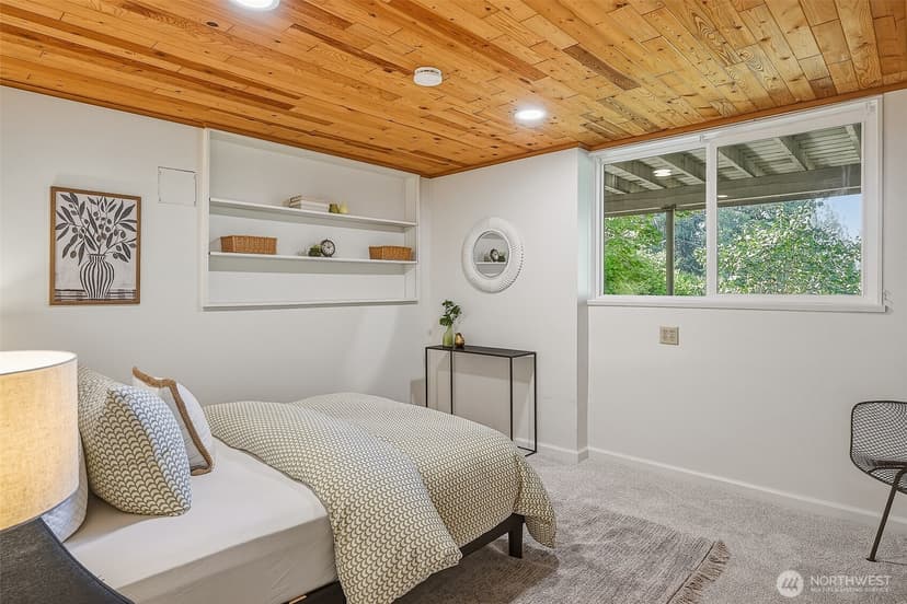 Property photo for 11825 8th Avenue NW, Seattle photo 29