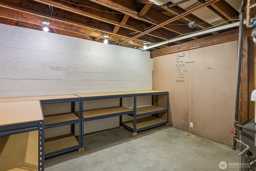 Property photo for 11825 8th Avenue NW, Seattle photo 31