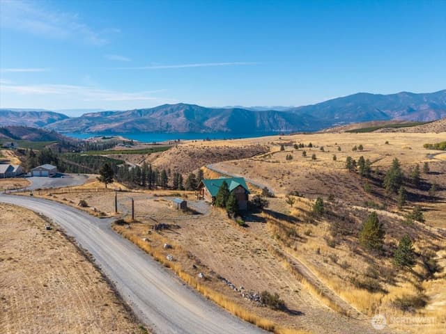 Property photo for 595 Chelan Trails Road, Manson photo 5