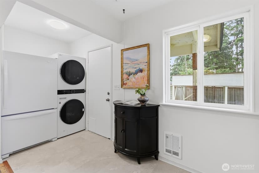 Property photo for 2907 18th Street, Everett photo 11