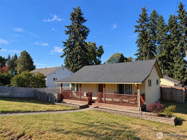 Property photo for 2907 18th Street, Everett