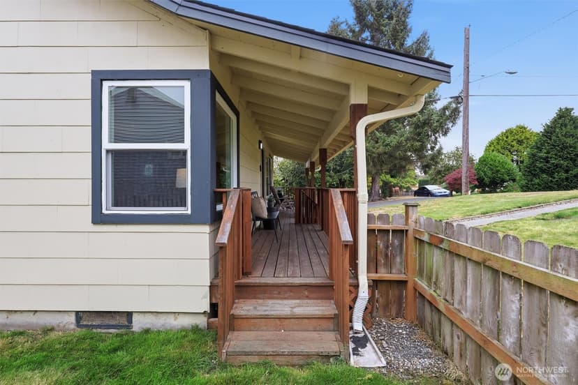 Property photo for 2907 18th Street, Everett photo 36