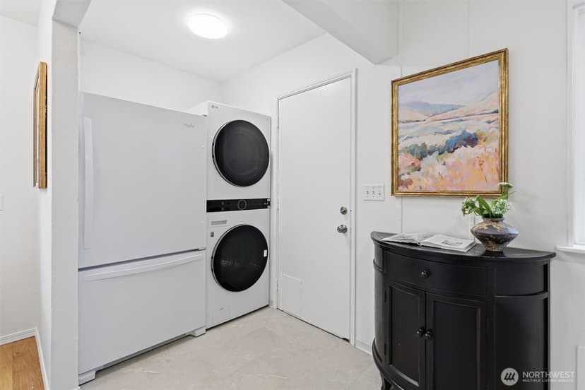 Property photo for 2907 18th Street, Everett photo 7