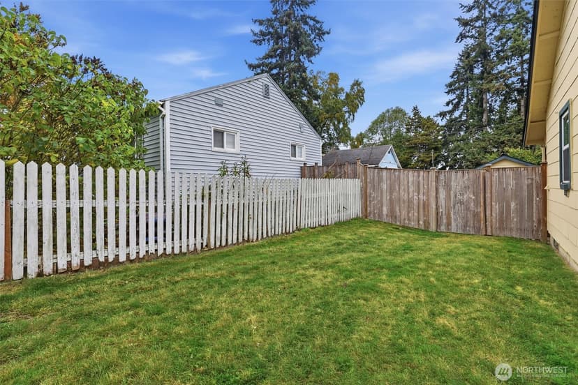 Property photo for 2907 18th Street, Everett photo 39