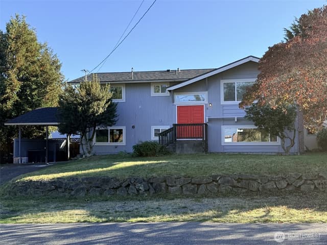 Property photo for 2832 205th Place SW, Lynnwood