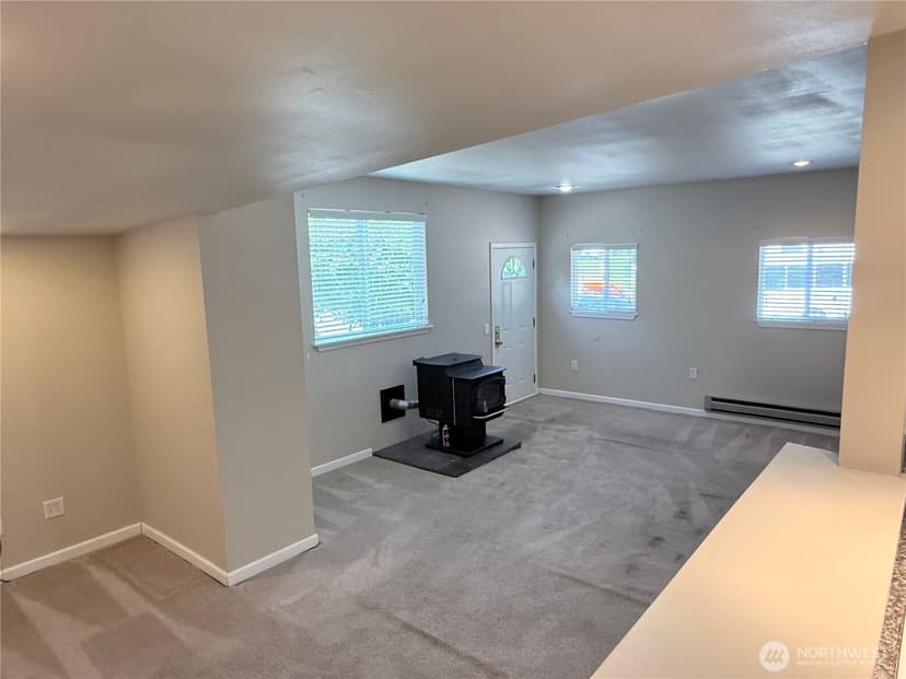 Property photo for 5622 202nd Street SW, Lynnwood photo 8