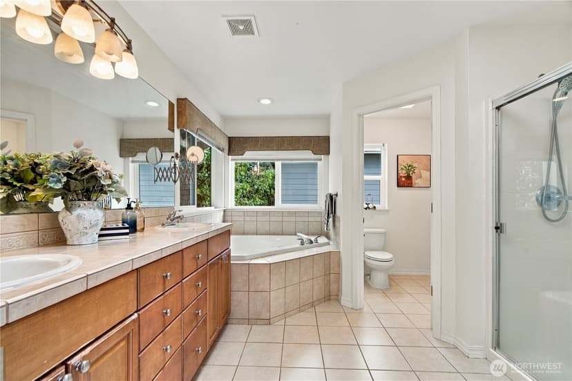 Property photo for 7924 NE 184th Street, Kenmore photo 18