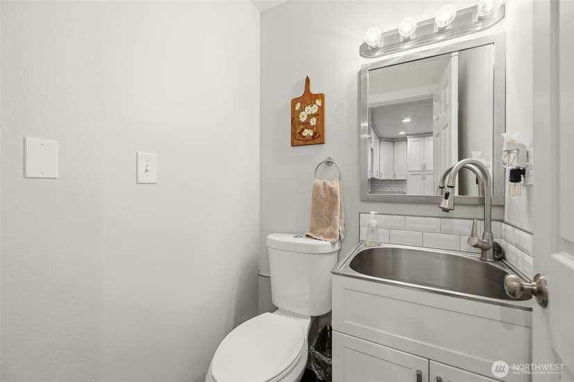 Property photo for 24724 43rd Avenue S, Kent photo 17
