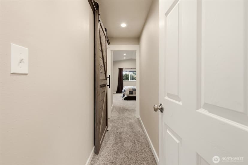 Property photo for 24724 43rd Avenue S, Kent photo 22