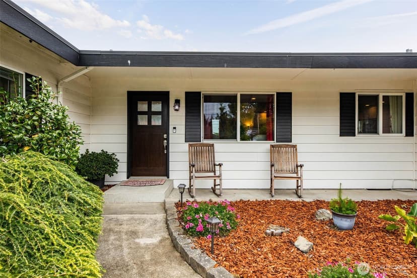 Property photo for 24724 43rd Avenue S, Kent photo 6