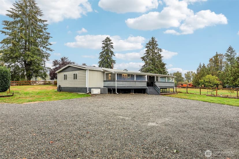 Property photo for 17229 SE Lake Moneysmith Road, Auburn photo 33
