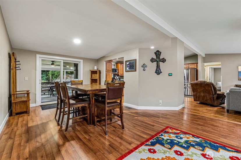 Property photo for 17229 SE Lake Moneysmith Road, Auburn photo 12