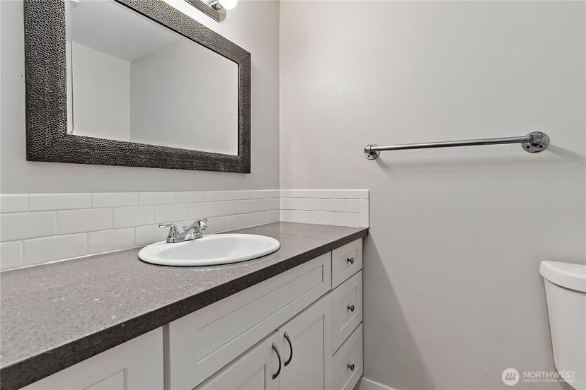 Property photo for 16012 133rd Place SE, Renton photo 11