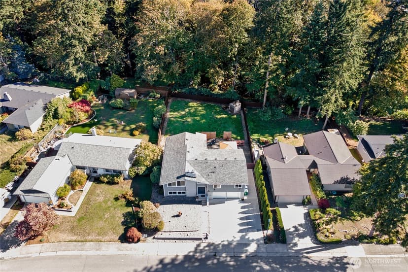 Property photo for 16012 133rd Place SE, Renton photo 32