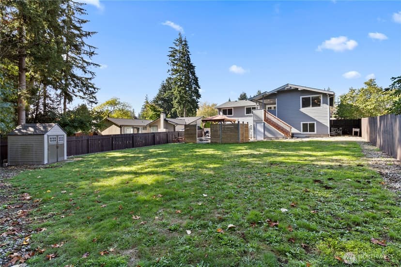 Property photo for 16012 133rd Place SE, Renton photo 30