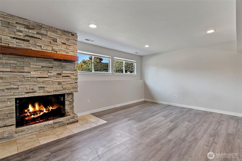 Property photo for 16012 133rd Place SE, Renton photo 17