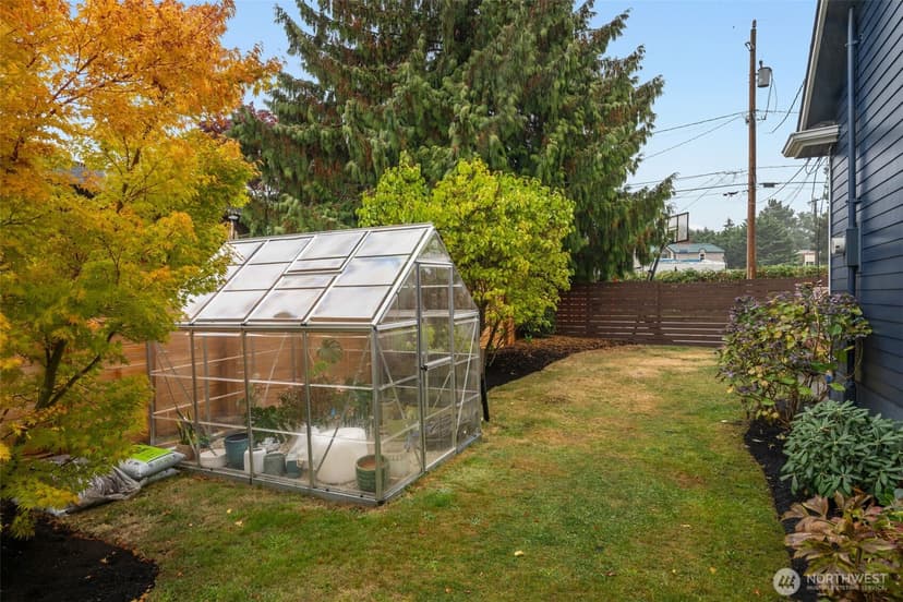 Property photo for 12242 Palatine Avenue N, Seattle photo 37