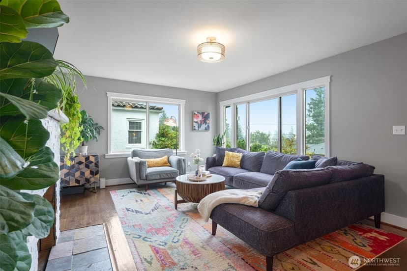 Property photo for 12242 Palatine Avenue N, Seattle photo 6