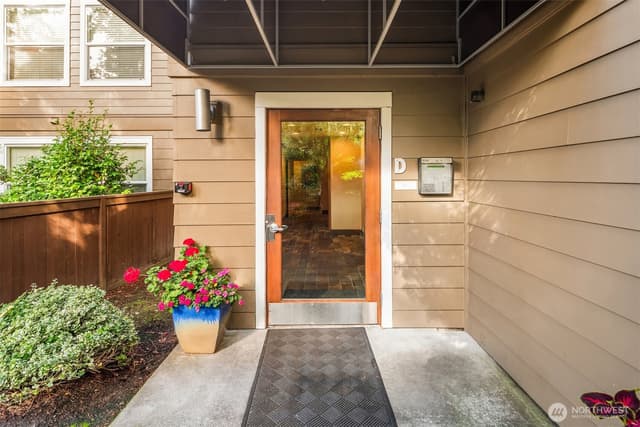 Property photo for 22910 90th Avenue W #D303, Edmonds photo 4