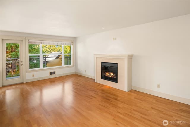 Property photo for 22910 90th Avenue W #D303, Edmonds photo 5