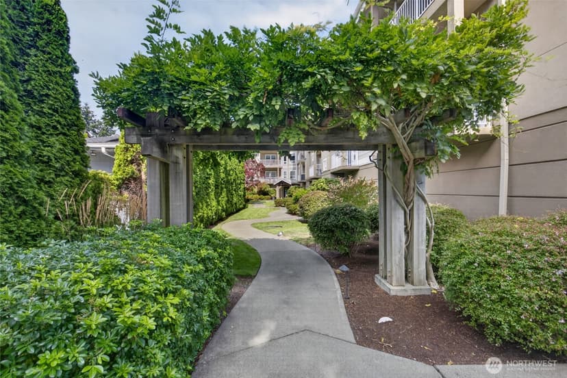 Property photo for 1854 NW 195th Street #309, Shoreline photo 26