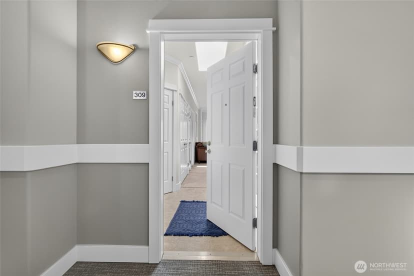 Property photo for 1854 NW 195th Street #309, Shoreline photo 3