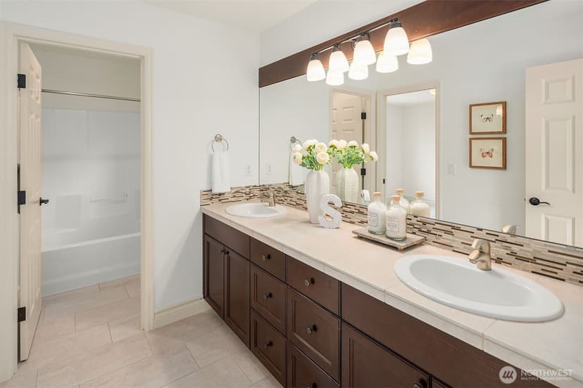 Property photo for 1610 273rd Place SE, Sammamish photo 33