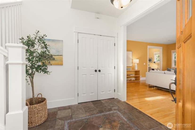 Property photo for 9536 NE North Town Loop, Bainbridge Island photo 7